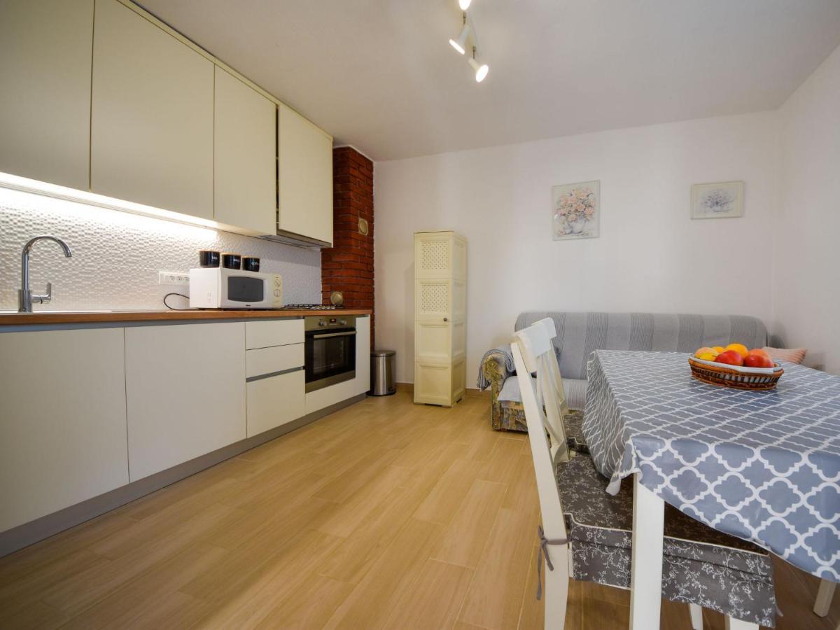 Apartment Vukic-5 By Interhome Starigrad Paklenica Eksteriør bilde